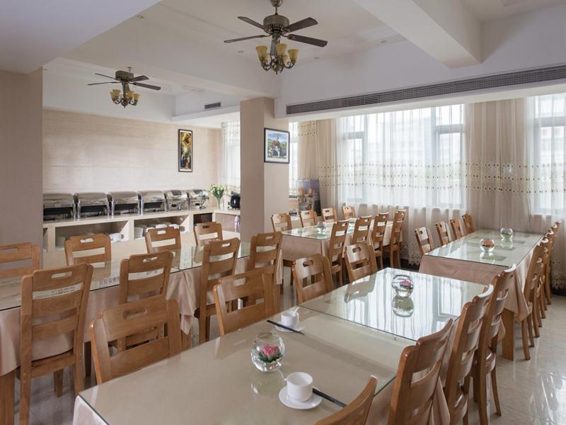 Vienna International Hotel Jieyang Chaoshan Airport Экстерьер фото
