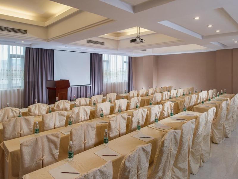 Vienna International Hotel Jieyang Chaoshan Airport Экстерьер фото