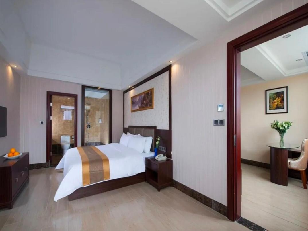Vienna International Hotel Jieyang Chaoshan Airport Экстерьер фото